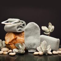 Exfoliating Massage Kit - Mitt, Sponge & Strap — Grey